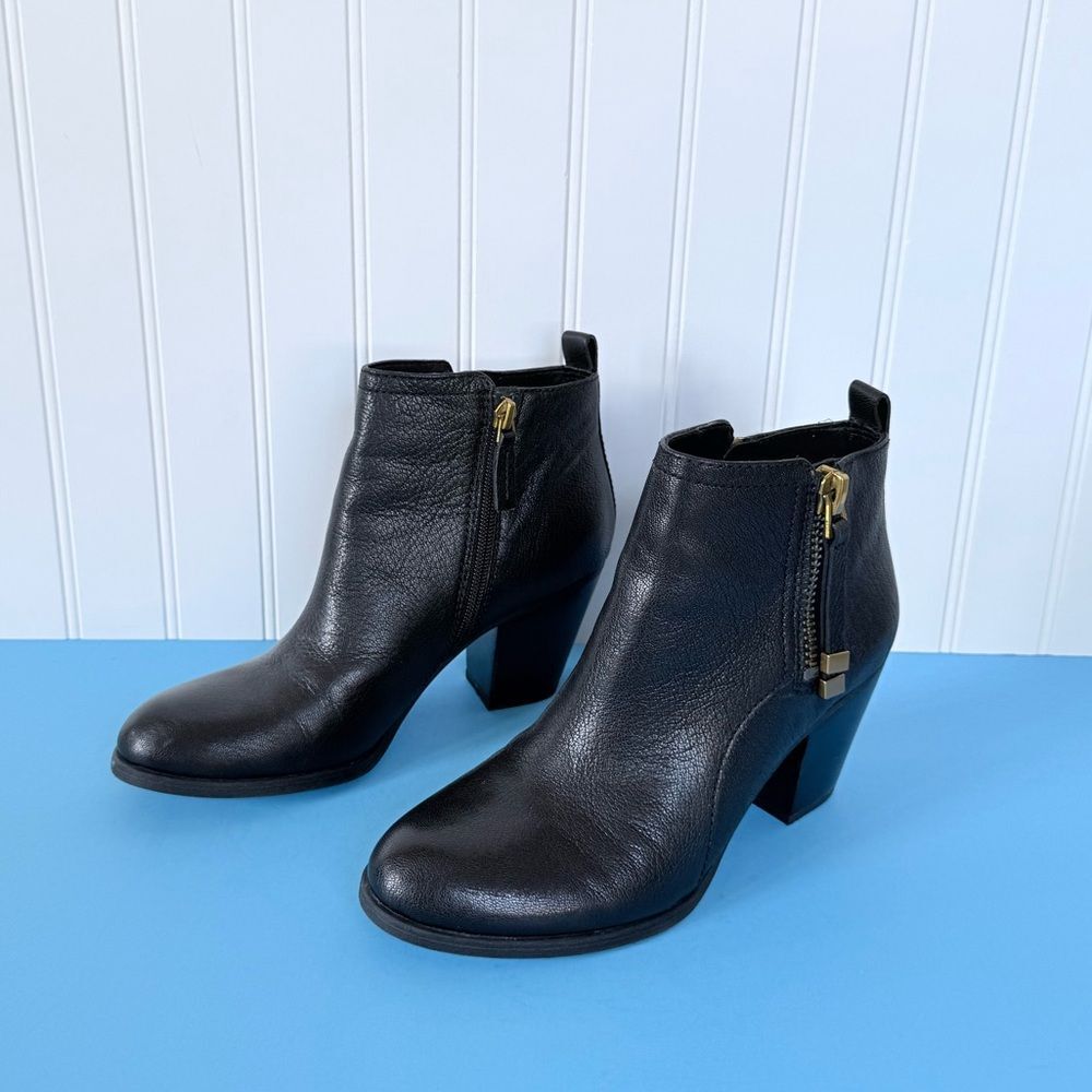 Franco Sarto Diana Dual Side Zip Leather Ankle Booties Size 7M - Picture 10 of 17